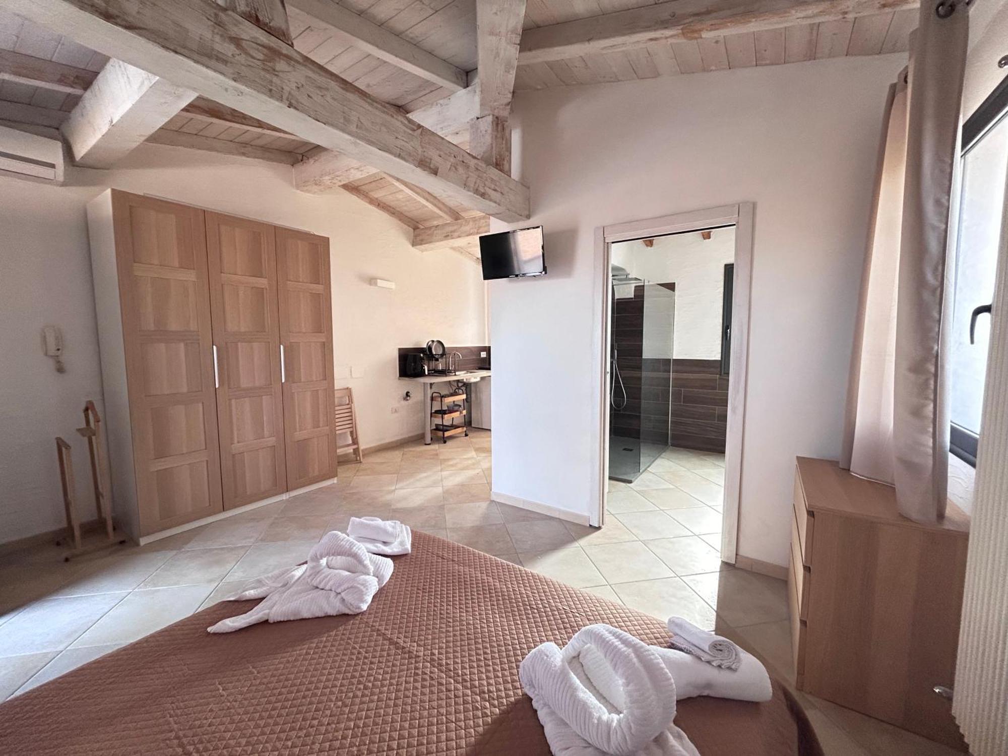 Hotel Laguna Blu By Helios à San Teodoro  Extérieur photo